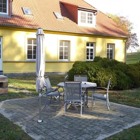 Galerie F West דירה *